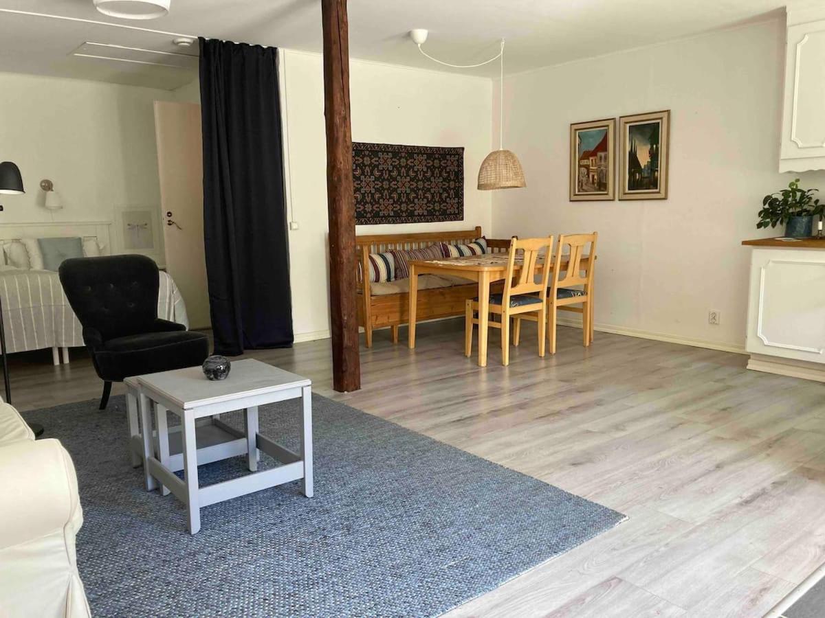 Enkelheten I Kivik Exterior foto
